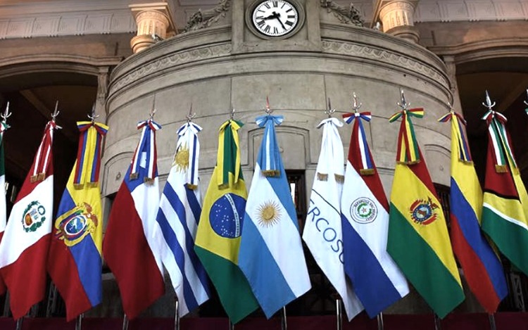 Relacionamiento externo del Mercosur: ¿spillback? ¿encapsulation? o ¿buildup?